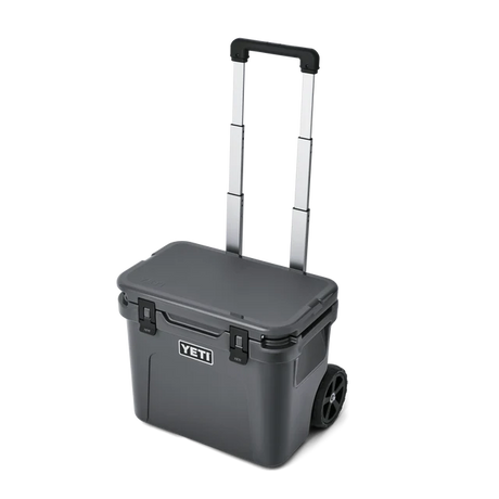Yeti Roadie 32 Wheeled Hard Cooler Charcoal